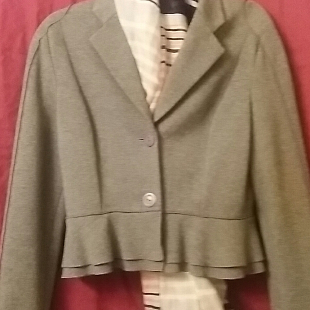 Jacket - Picture 2 of 4